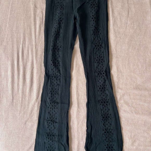 Volcom Black Flare Pants with See Through Design - Picture 1 of 3